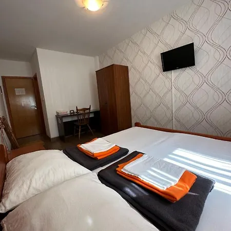 Guest house Nar 3*