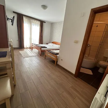 Guest house Nar 3*