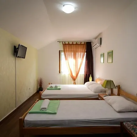 Casa de hóspedes Nar 3*